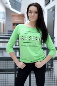 Bluzka z ozdobnymi cyrkoniami i perłami