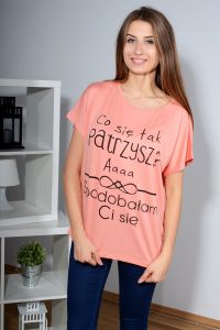 Bluzka oversize z zabawnym napisem