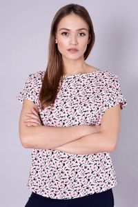 Bluzka Model Gisel Flower 8422 Pink