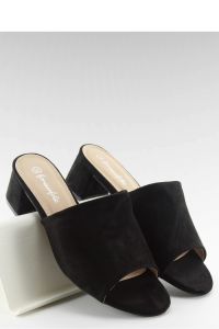ZAMSZOWE KLAPKI NA OBCASIE BL212 BLACK