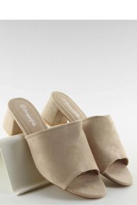 ZAMSZOWE KLAPKI NA OBCASIE BL212 BEIGE