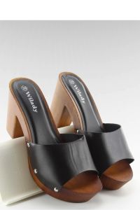 DREWNIAKI NA LEKKIEJ PODESZWIE 950-20 BLACK