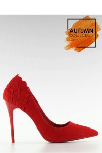SZPILKI ZAMSZOWE Z FALBANKĄ LE031 RED
