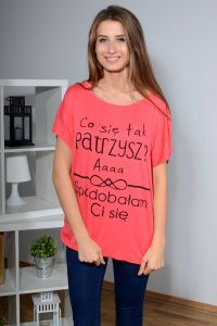 Bluzka oversize z zabawnym napisem