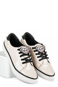 LAKIEROWANE TRAMPKI Z DIAMENTEM KA15-14BE