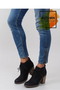BOTKI SZNUROWANE NA OBCASIE B110 BLACK