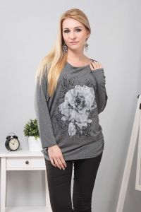 Bluzka z nadrukowaną różą